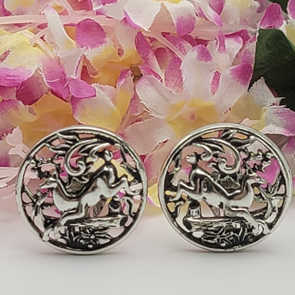 Vtg. Sarah Coventry STAG DEER BUCK Earrings Silver Tone Circle Stud Clio On 30mm